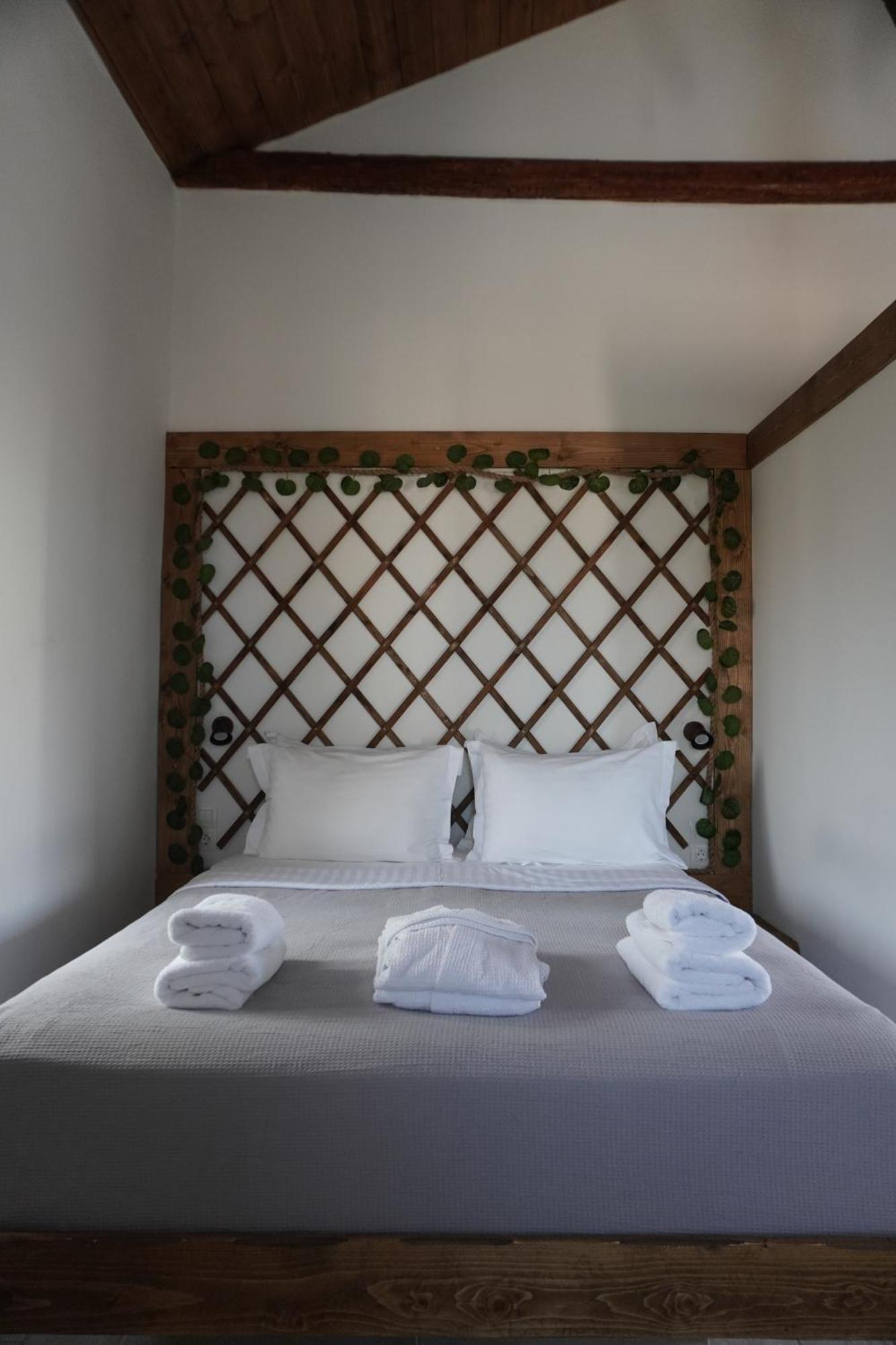 Elia Luxury Rooms อาเรโอโปลิส ภายนอก รูปภาพ